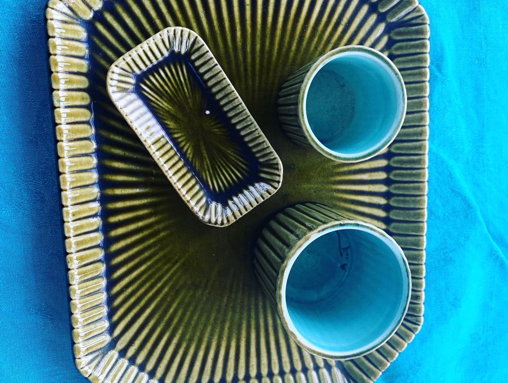 Service slurry art deco composed of a Tray, two pots and a small old and collector's dish
