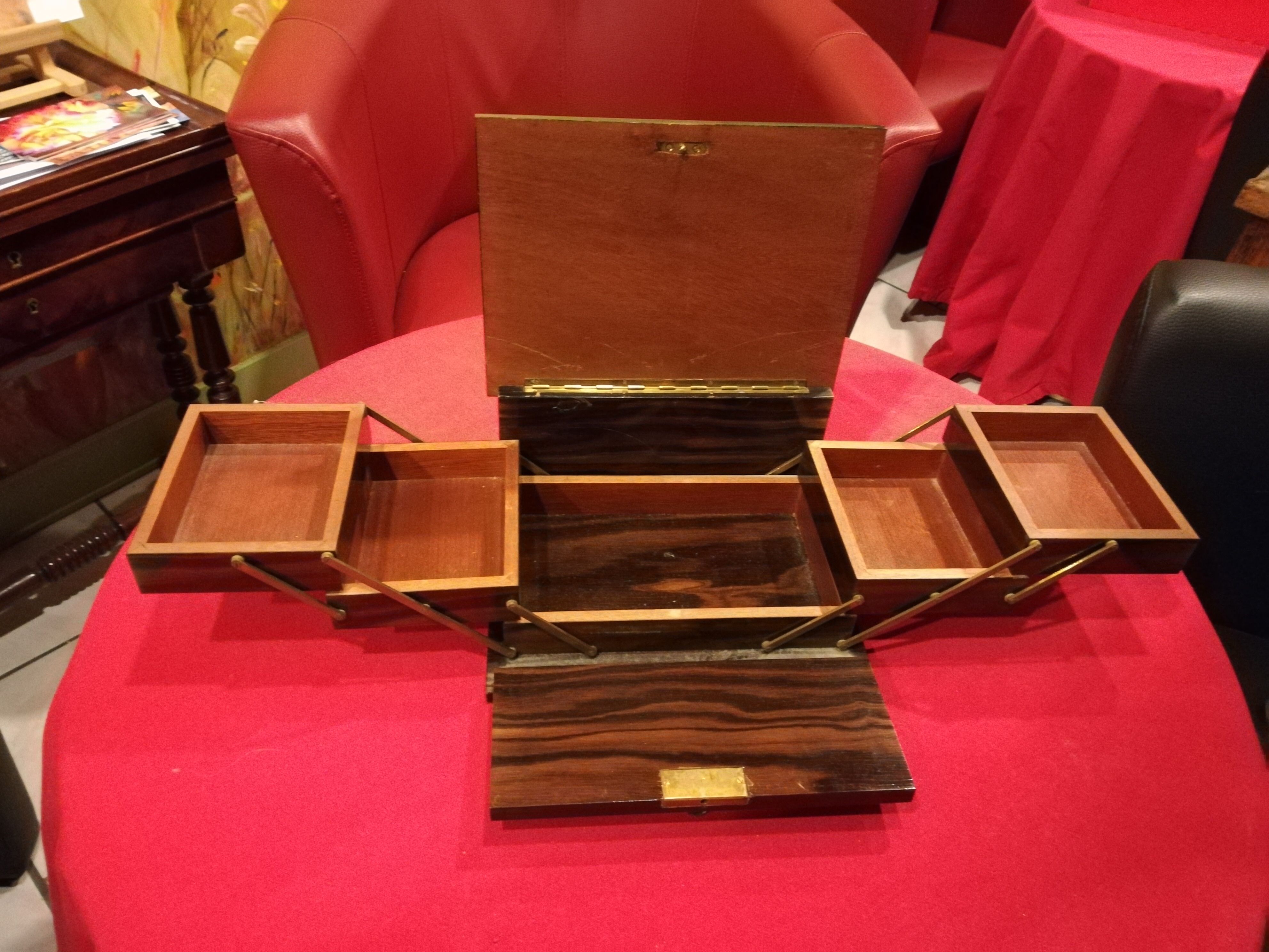 Wooden cigar box