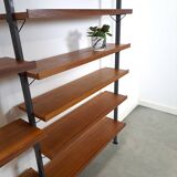 Mid Century Olof Pira Zweden teak modulair LP wandsysteem