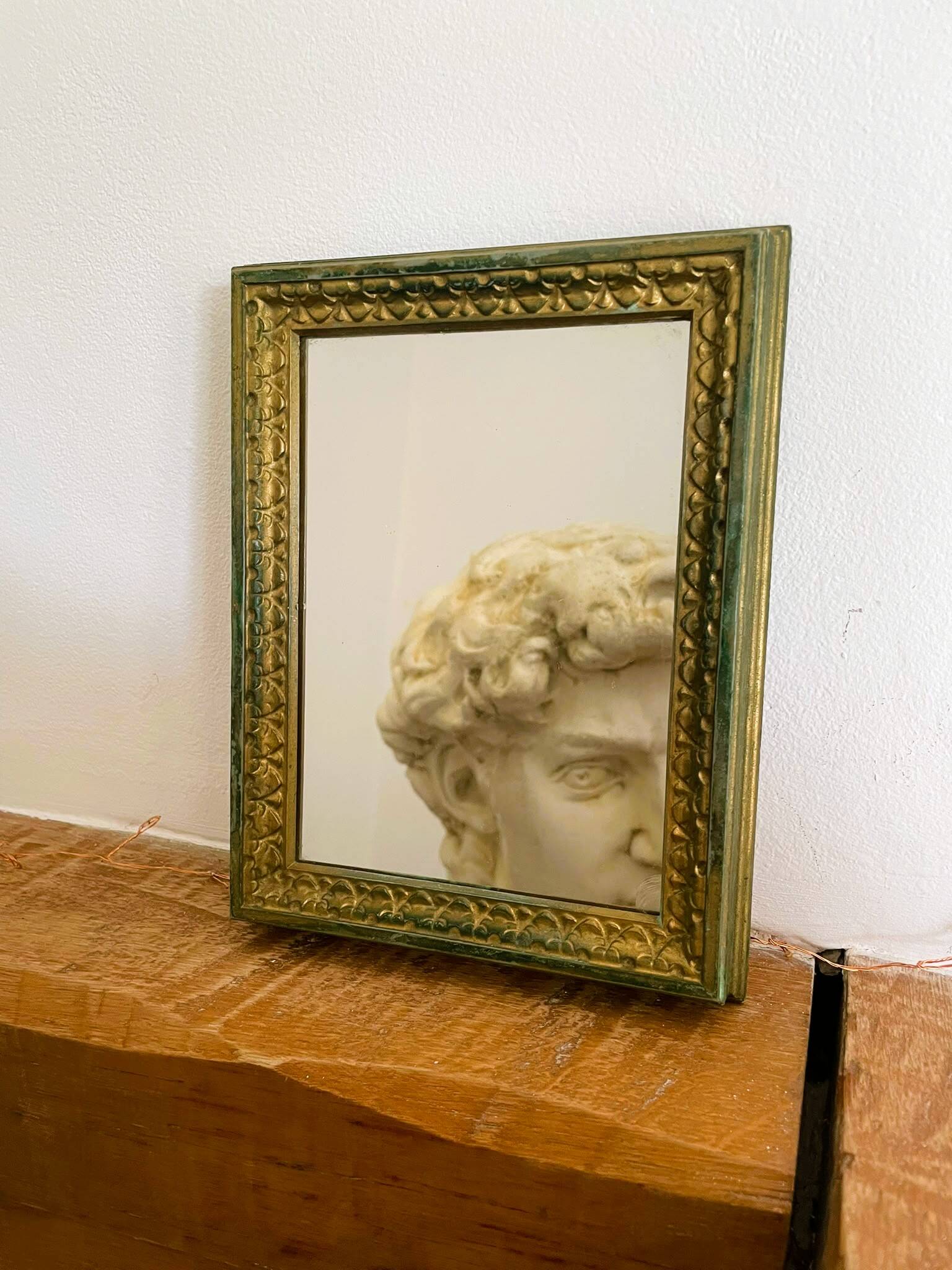 Miroir doré baroque vintage