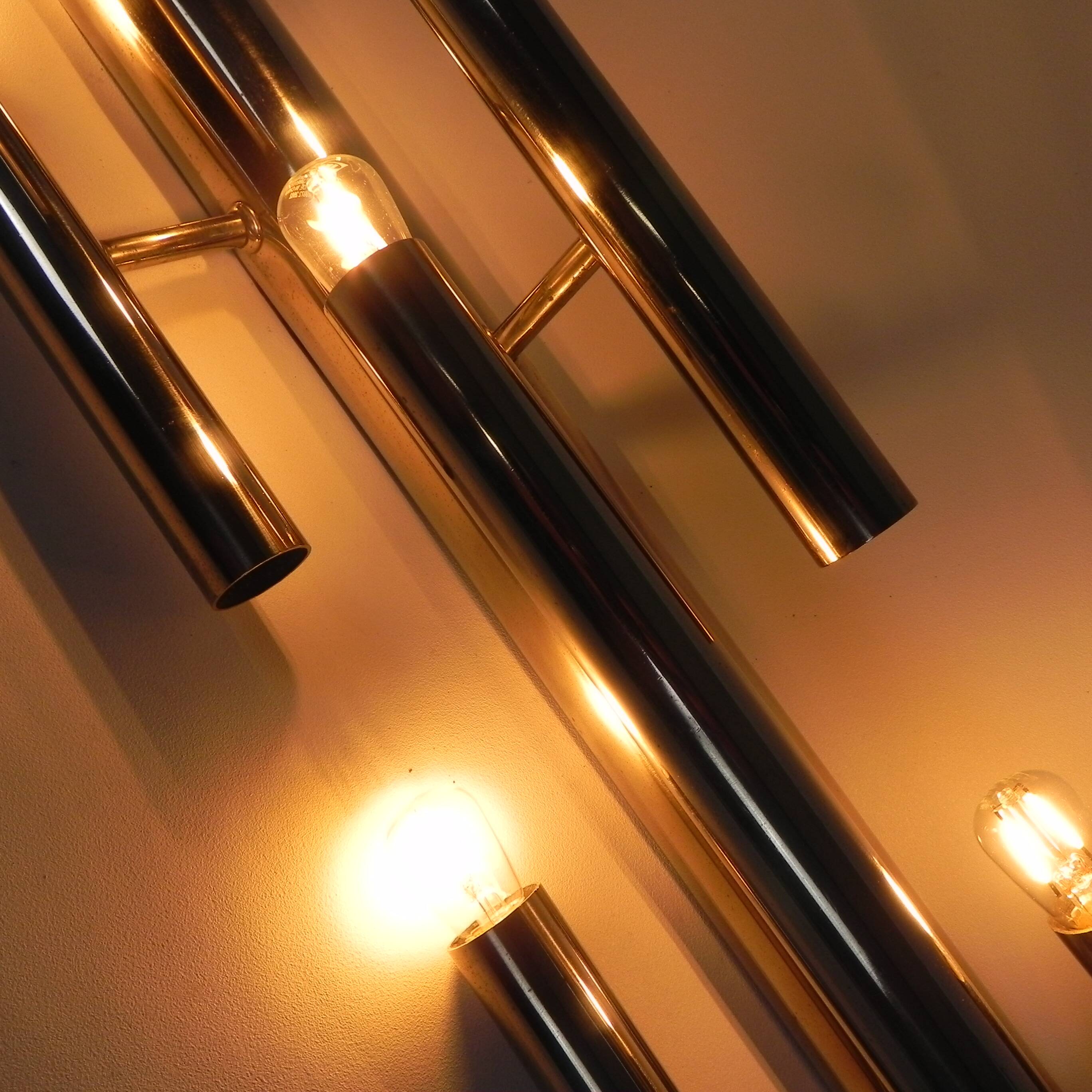Vintage wall light, Gaetano Sciolari for Boulanger, 1970s.