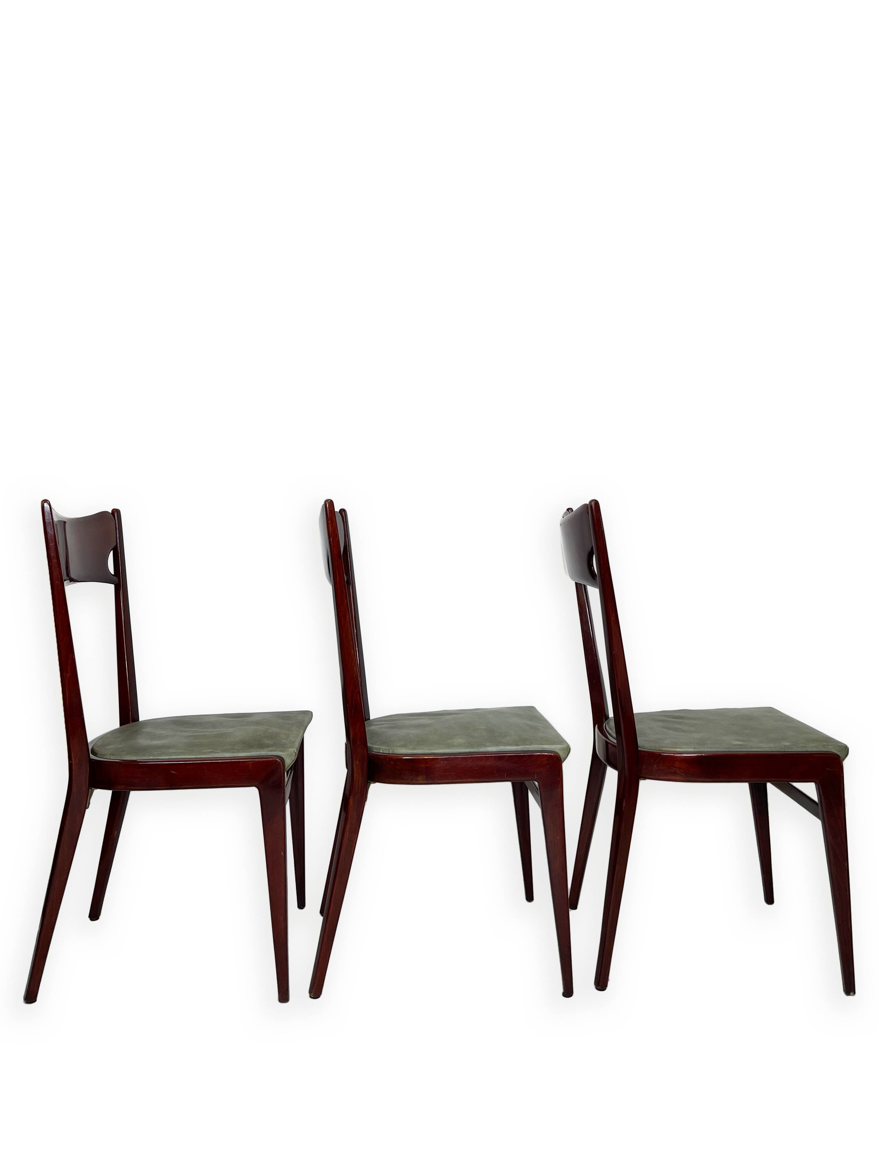 Chaises de salle à manger en bois de hêtre aux tons verts, années 1950