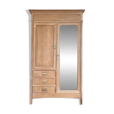 Armoire parisienne restaurée