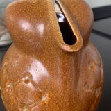 Sandstone pitcher