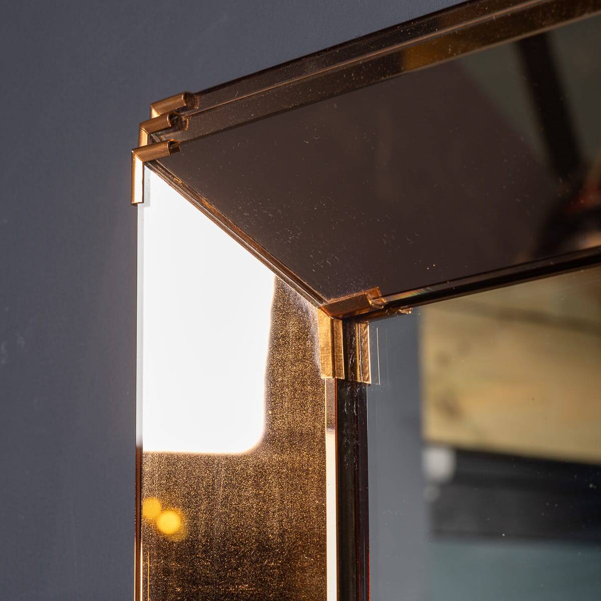 Miroir triple niveau en verre rosé et bronze italien vintage des années 1940