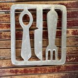 Trivet
