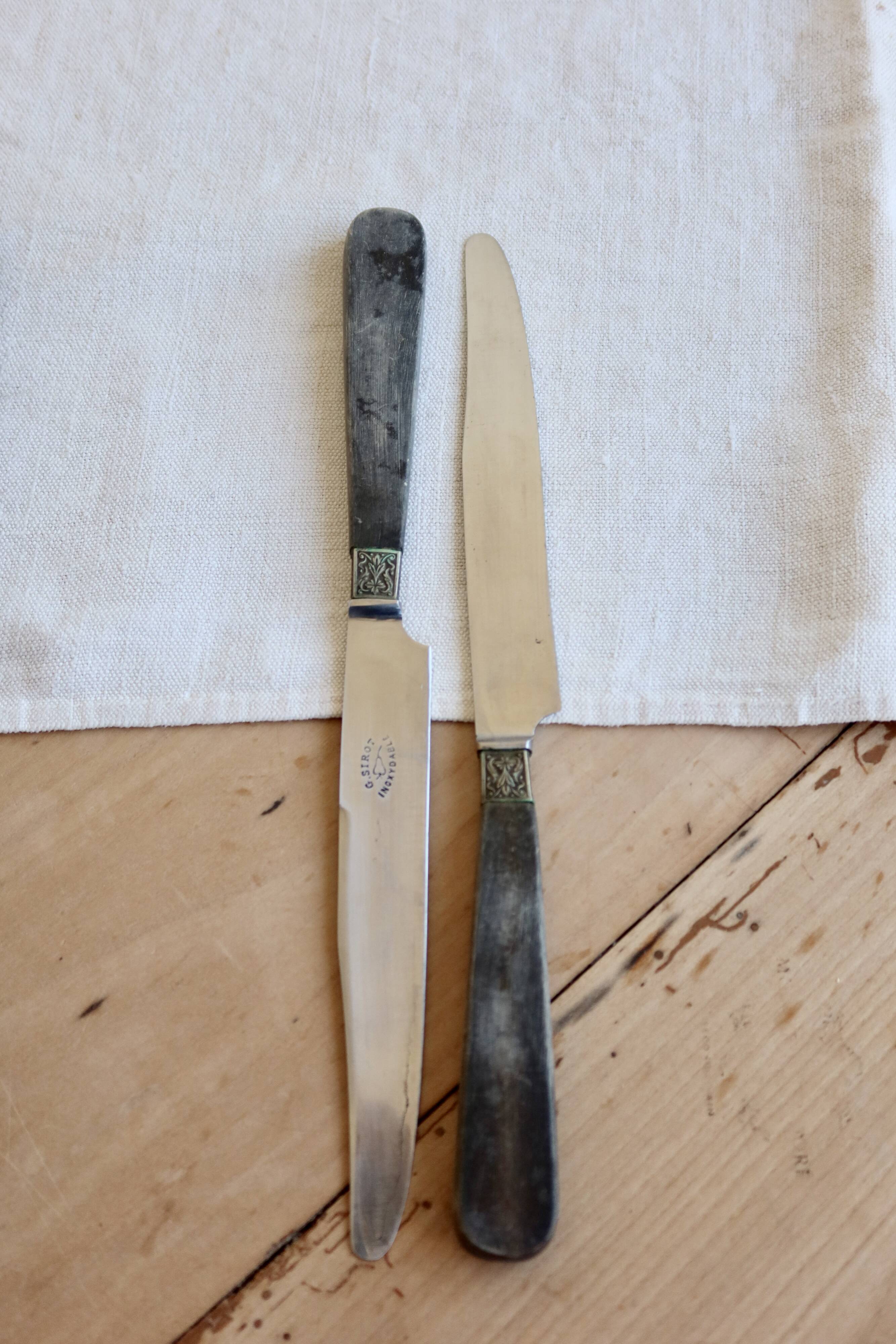 Box of 12 antique knives G. Sirot - Resin handles with horn effect