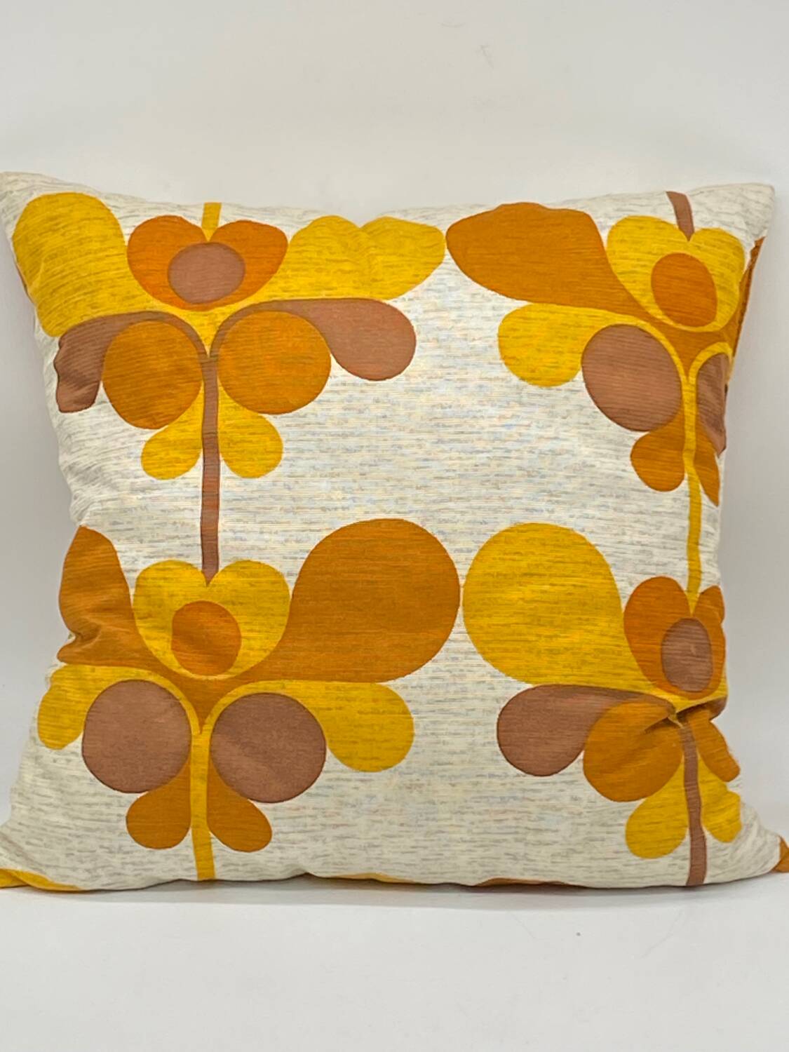 Vintage orange/brown cushion with stylized flowers