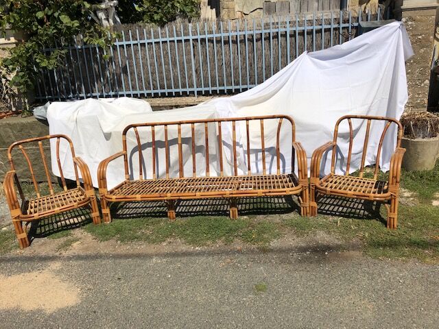 Set in vintage rattan sofa 3-seater seating and 2 seats