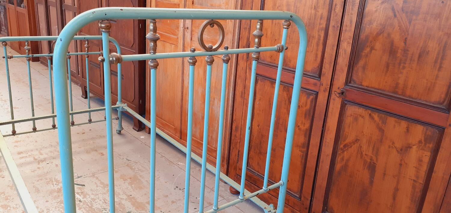 Antique iron bed.