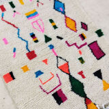 Handmade moroccan berber carpet 128x 104 cm