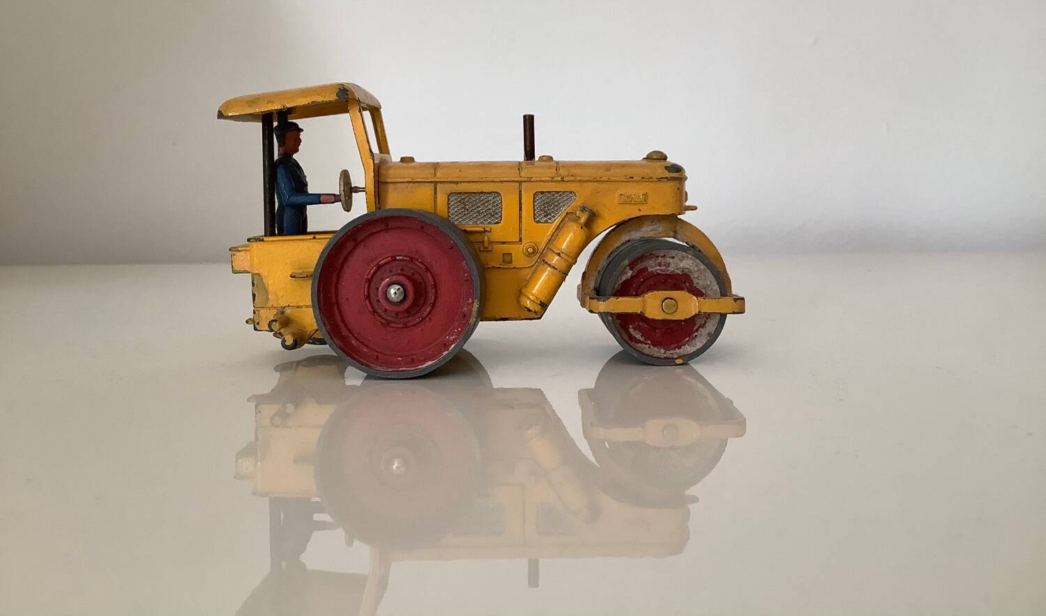 ミニカー DINKY No.90 A ROULEAU RICHIER ミニカー DINKY No.90 A ROULEAU RICHIER ミニカー DINKY No.90 A