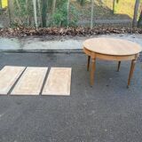 Renovated Louis XVI extendable round table from the 19th century, 260cm.