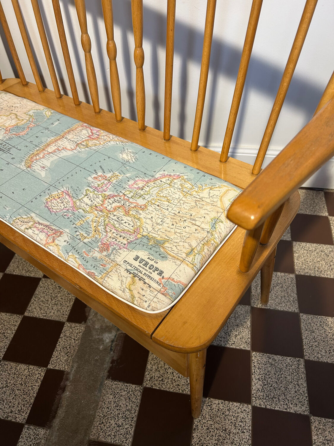 Vintage 1950s kids' bank safe