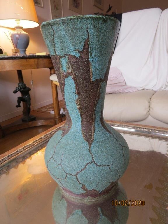 Vase stamped Accolay