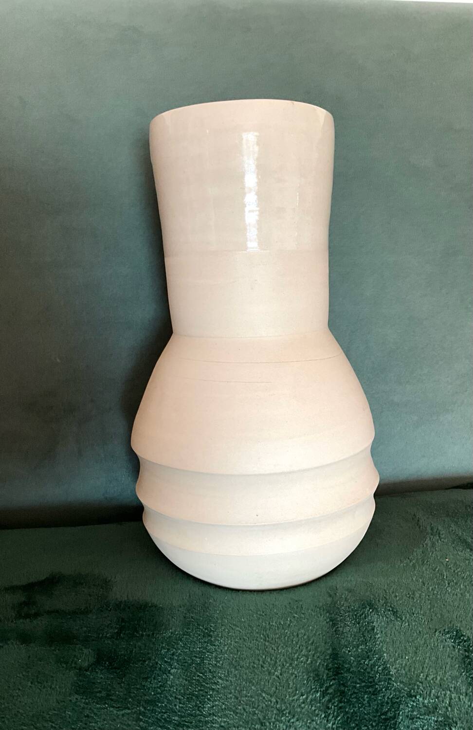 Vase céramique en grès beige