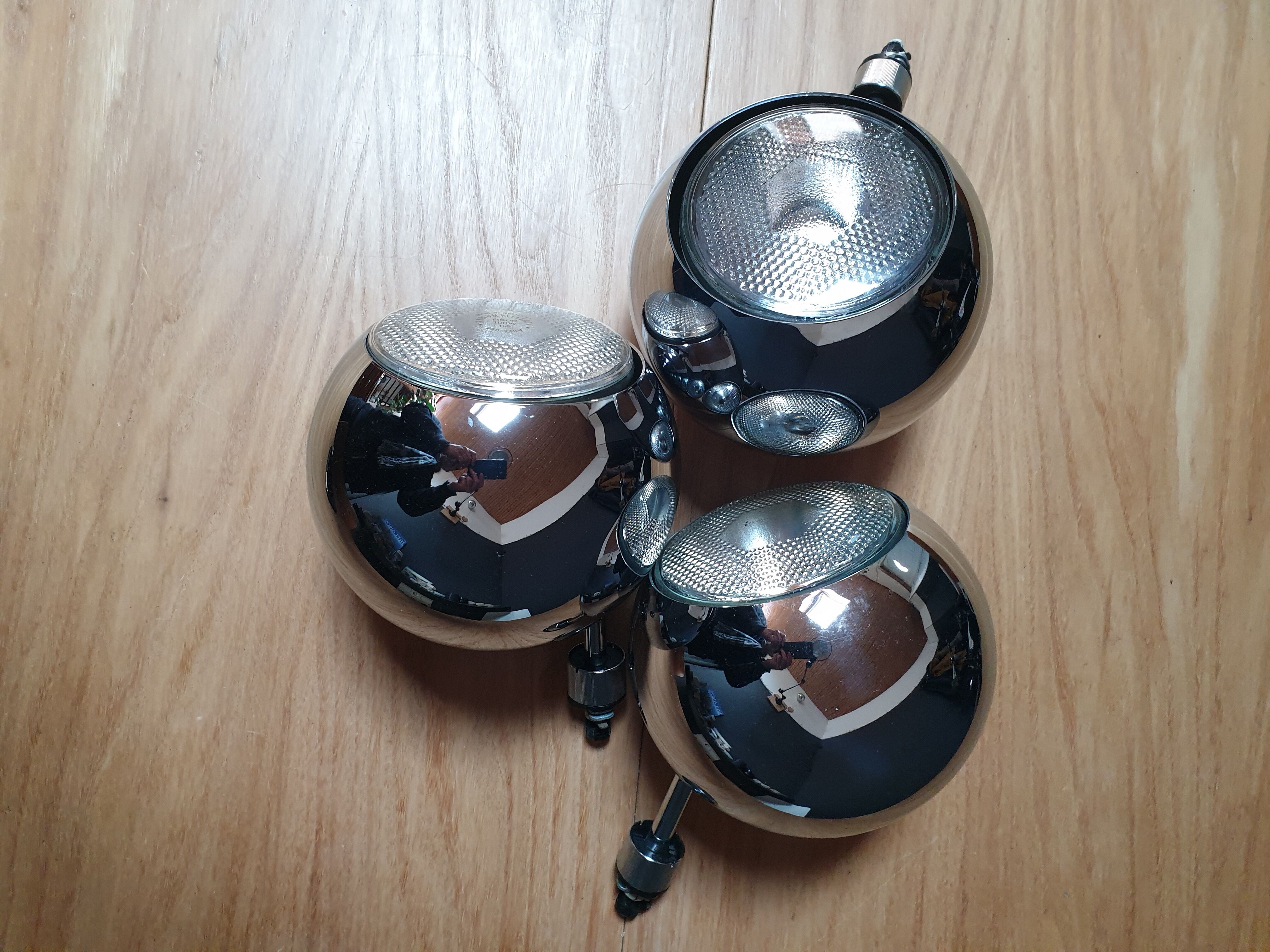 Vintage chrome spots