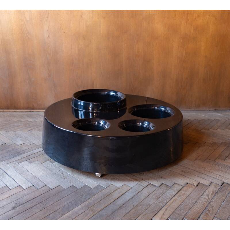 "Fioriera" side table by B&B Italia, Italy 1970s