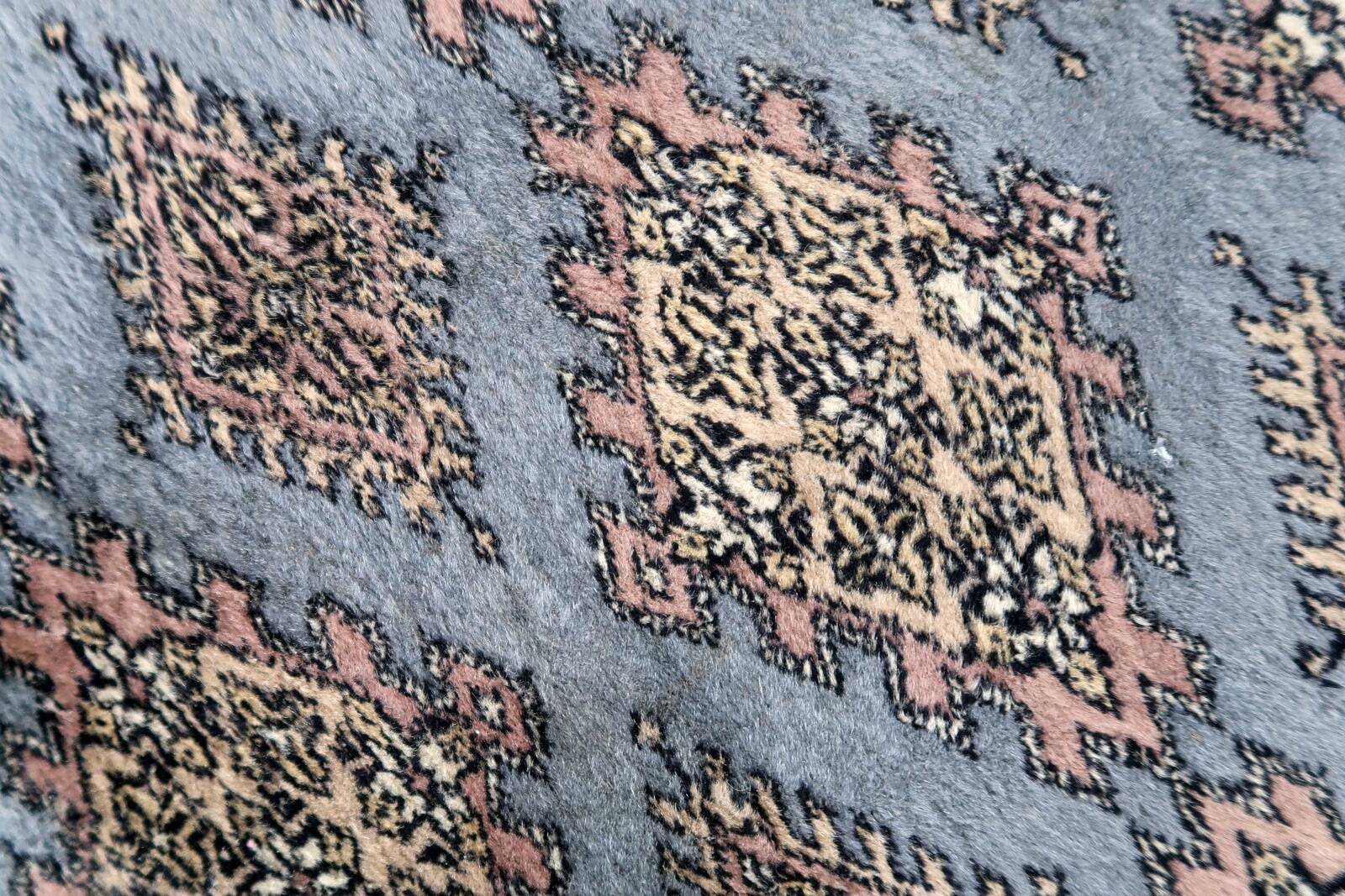 Tapis coureur vintage ouzbek Bukhara fait main en laine – 75 x 244 cm