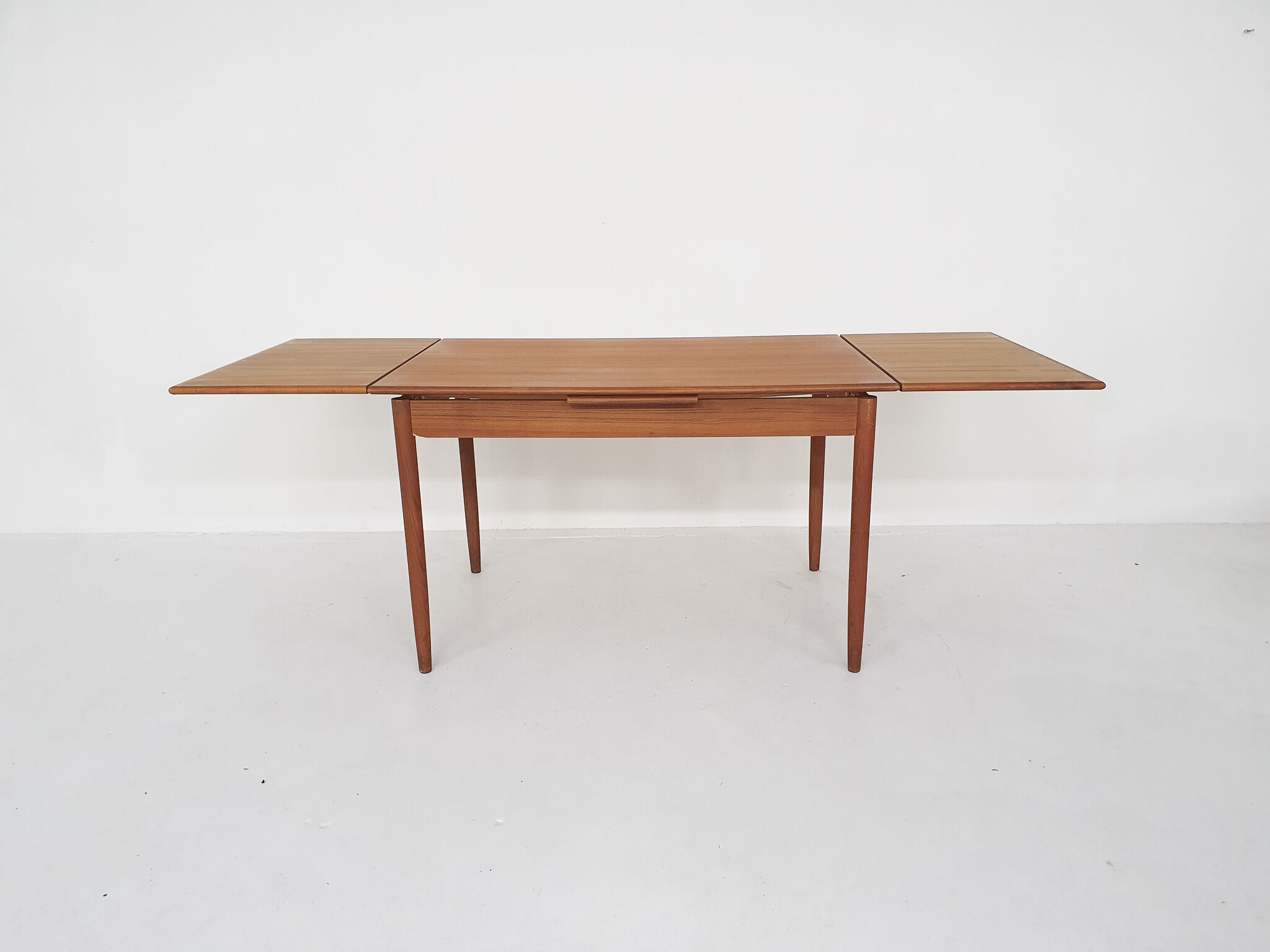 Scandinavian modern teak extendable dining table, 1960's