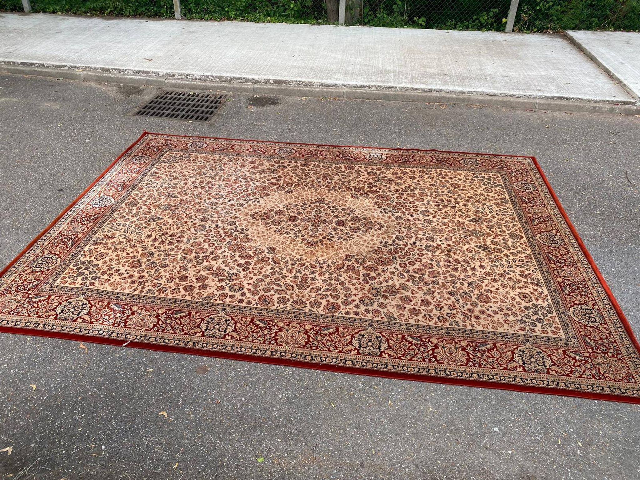 Large industrial Persian carpet in burgundy wool, carpet sample 250x350cm.