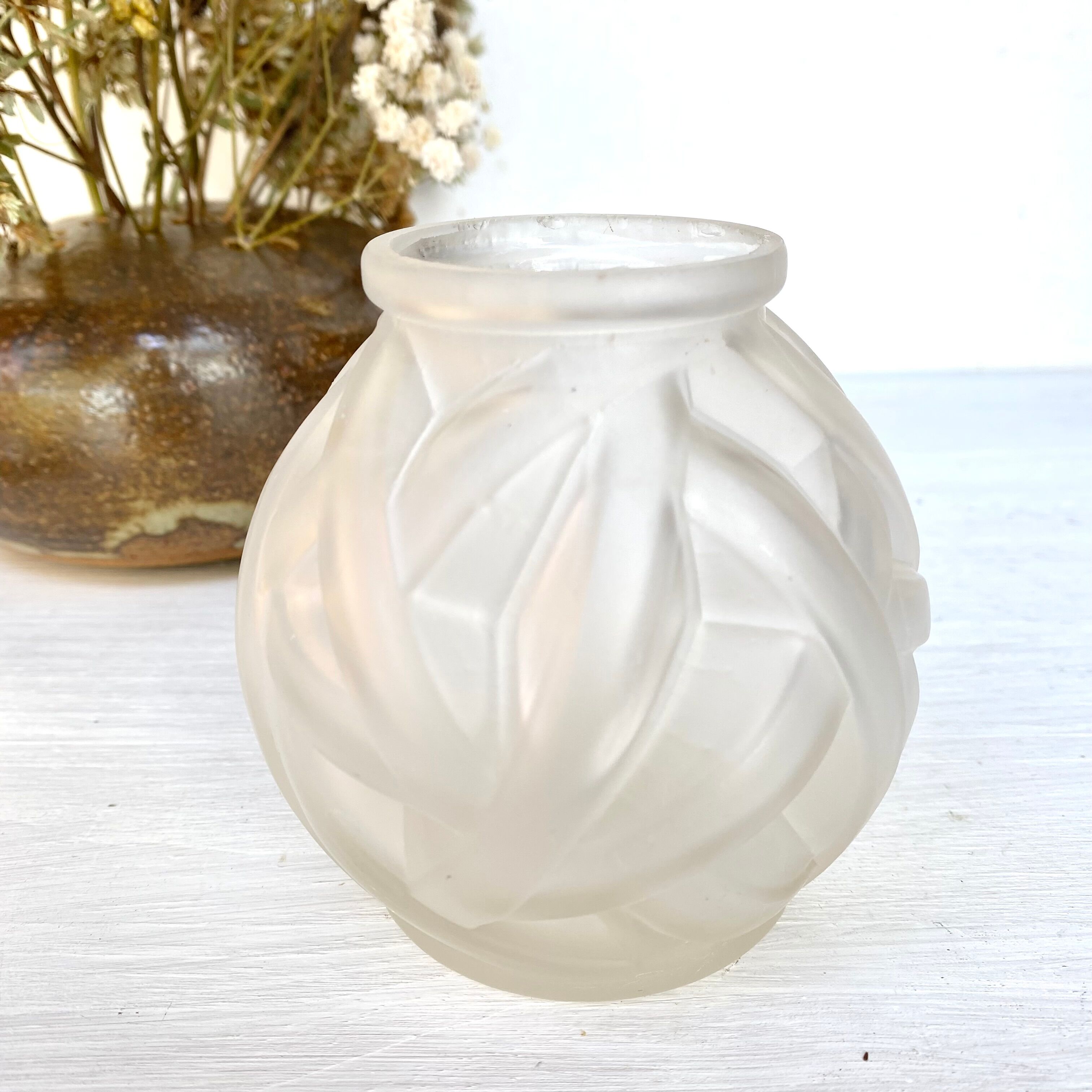 Art deco ball vase