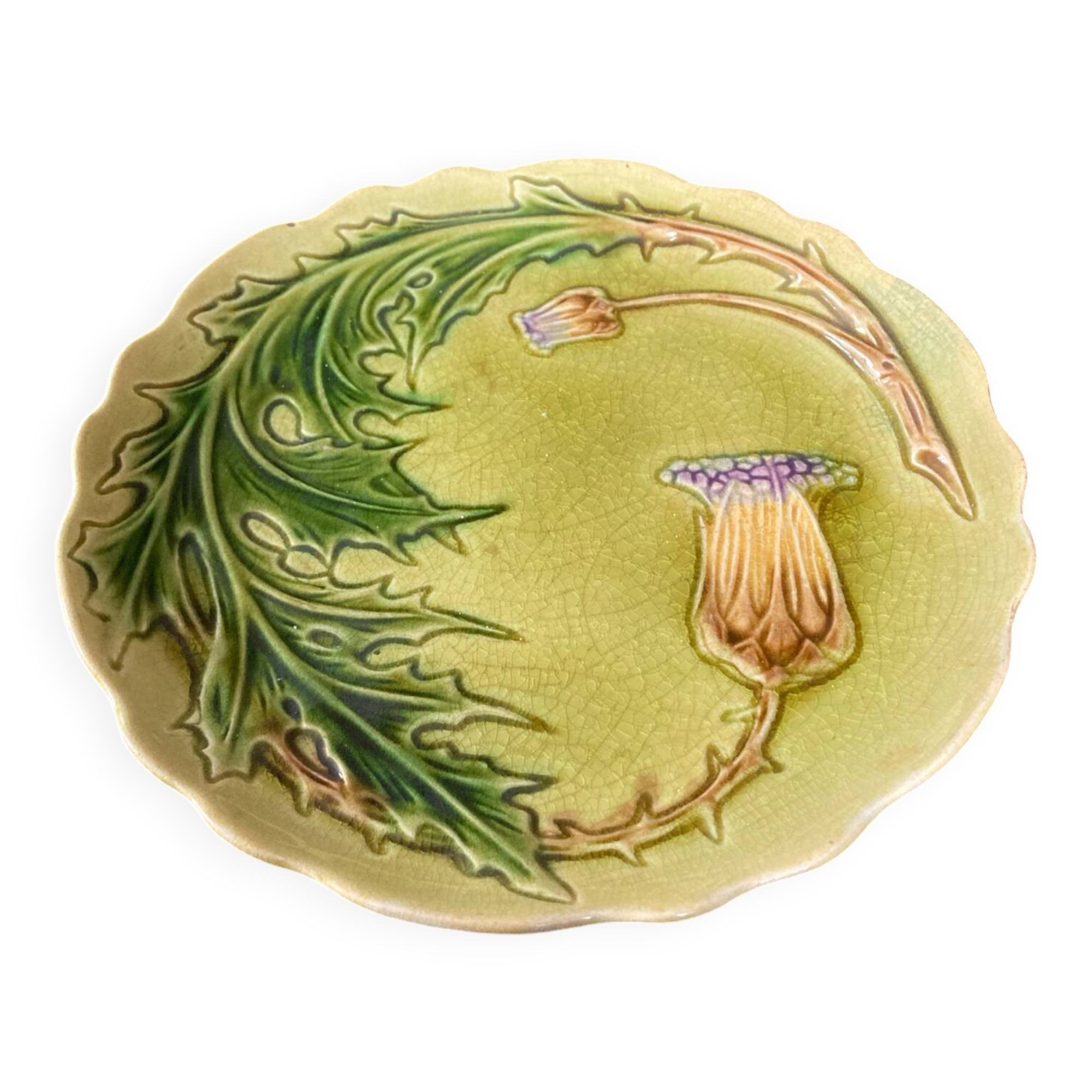 Thistle-decorated barbotine plate