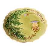 Thistle-decorated barbotine plate