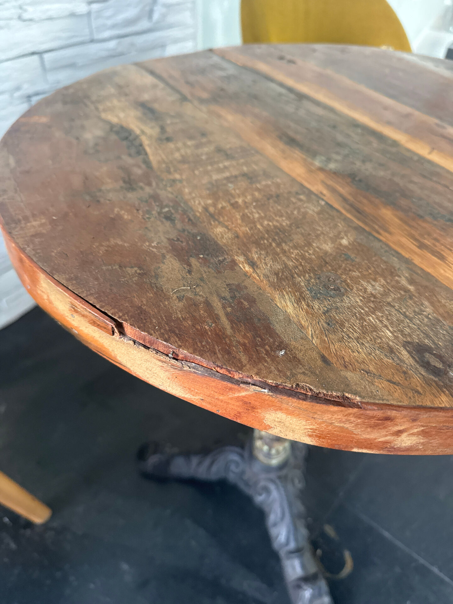 Table de bistrot