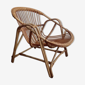 Rattan shell chair