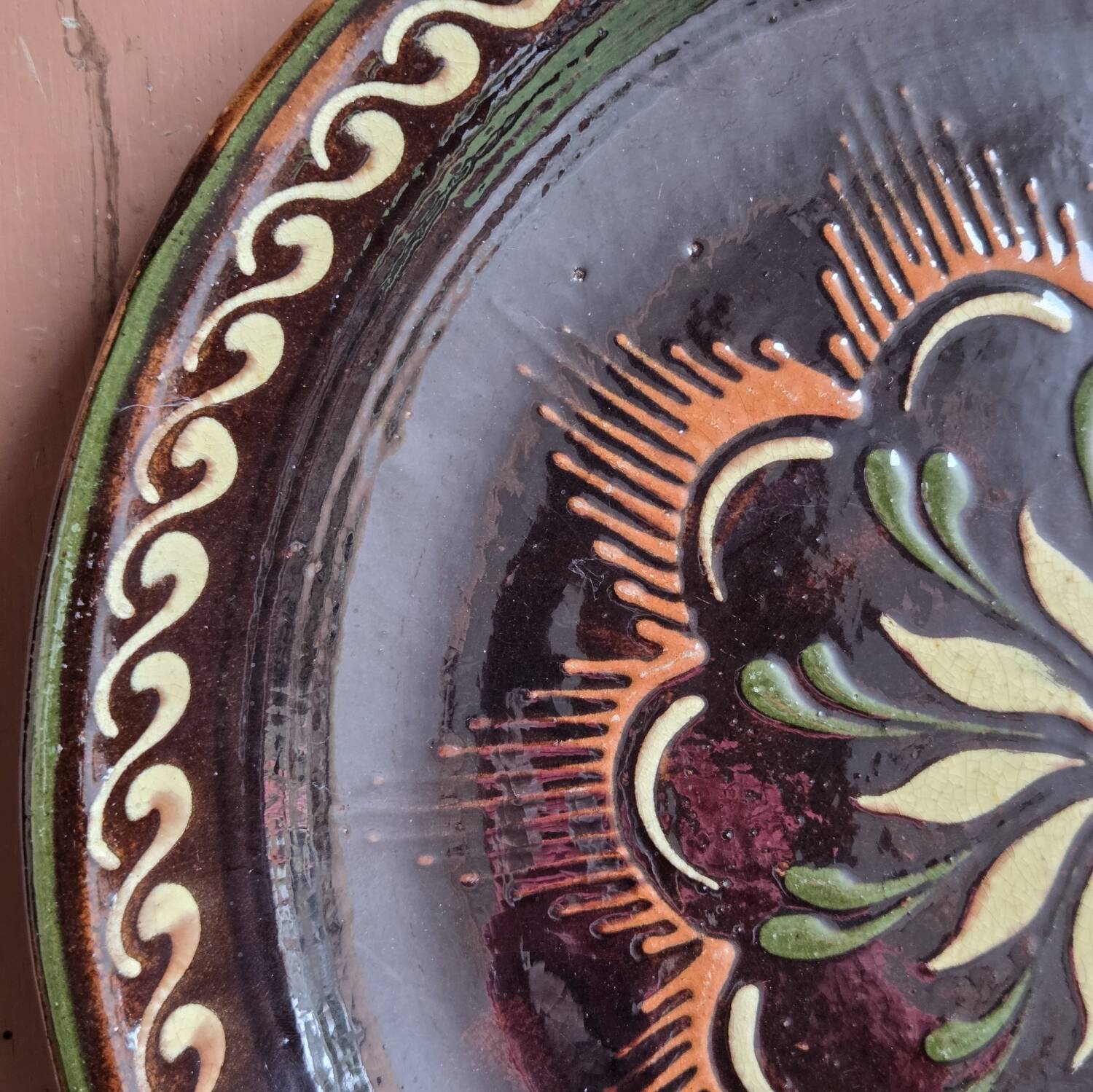 Alsatian earthenware plate