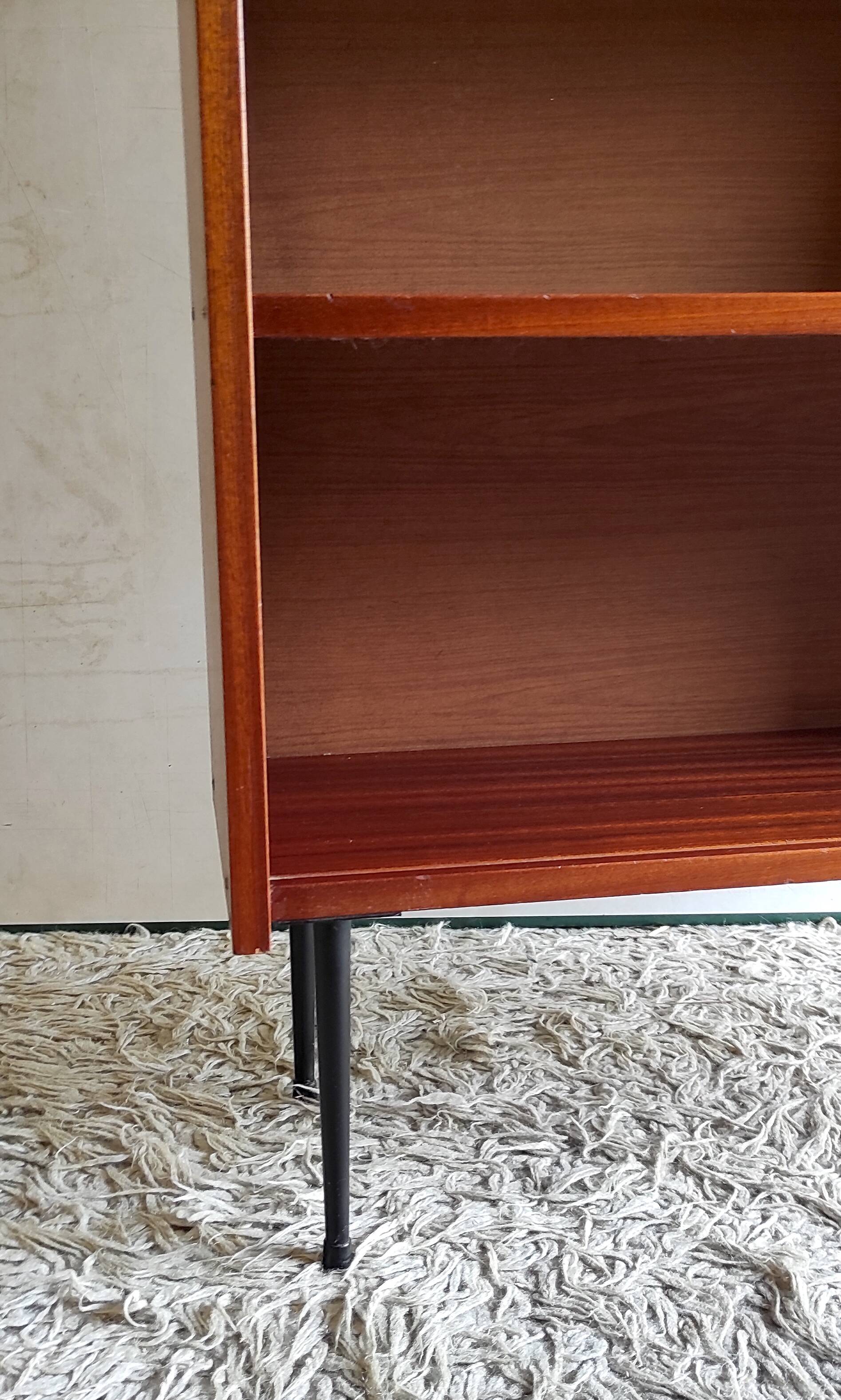 Modernist teak bookcase - 1960s