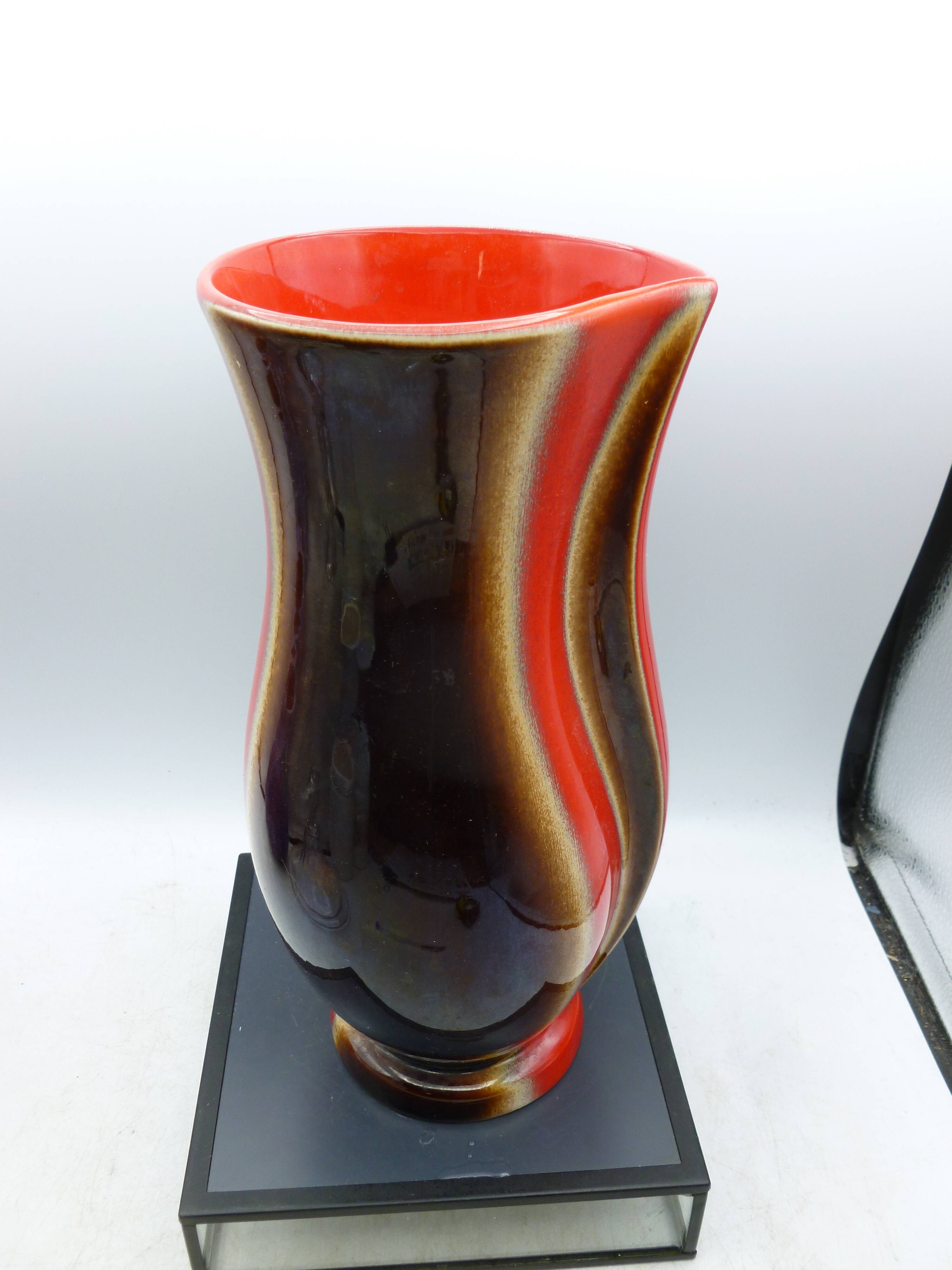 VASE VINTAGE MADE IN FRANCE.