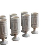 Roger Capron.  Série de 8 verres en céramique signés et datés 1976