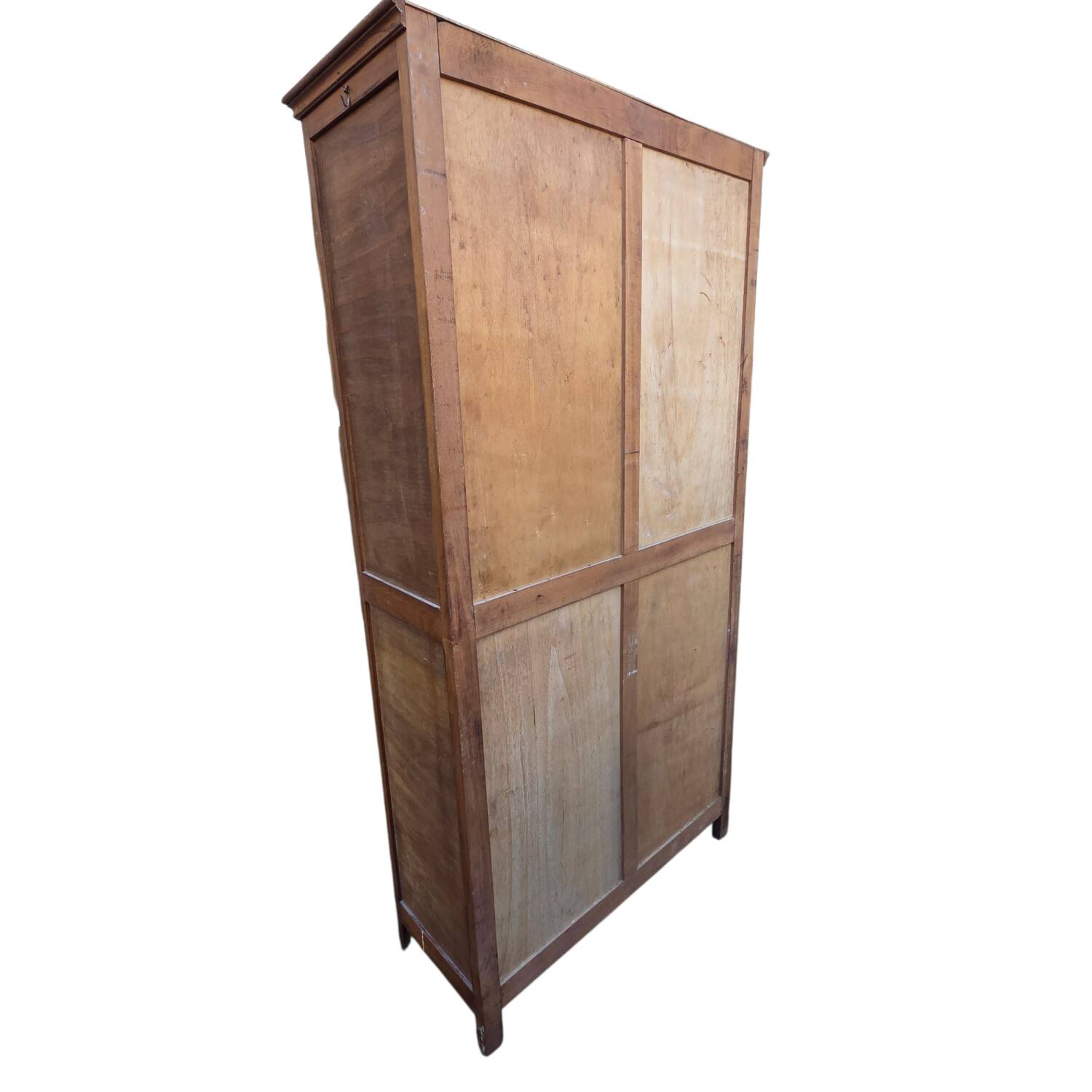 Small Parisian library.