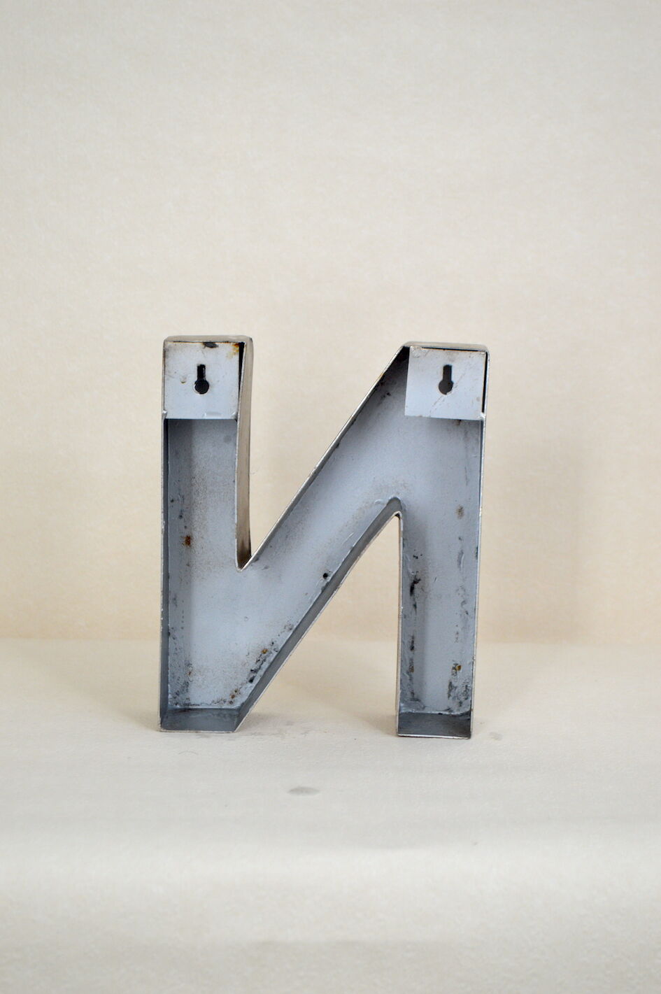 Letter N