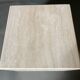 Cube en travertin table de chevet ou socle vers 1970-1980