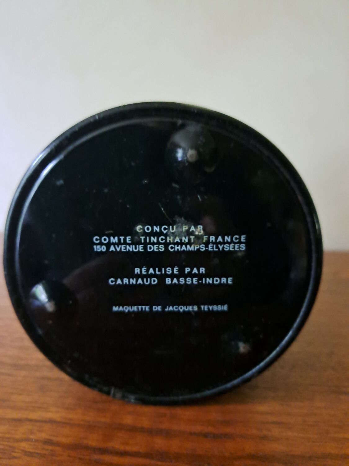 Iron advertising box