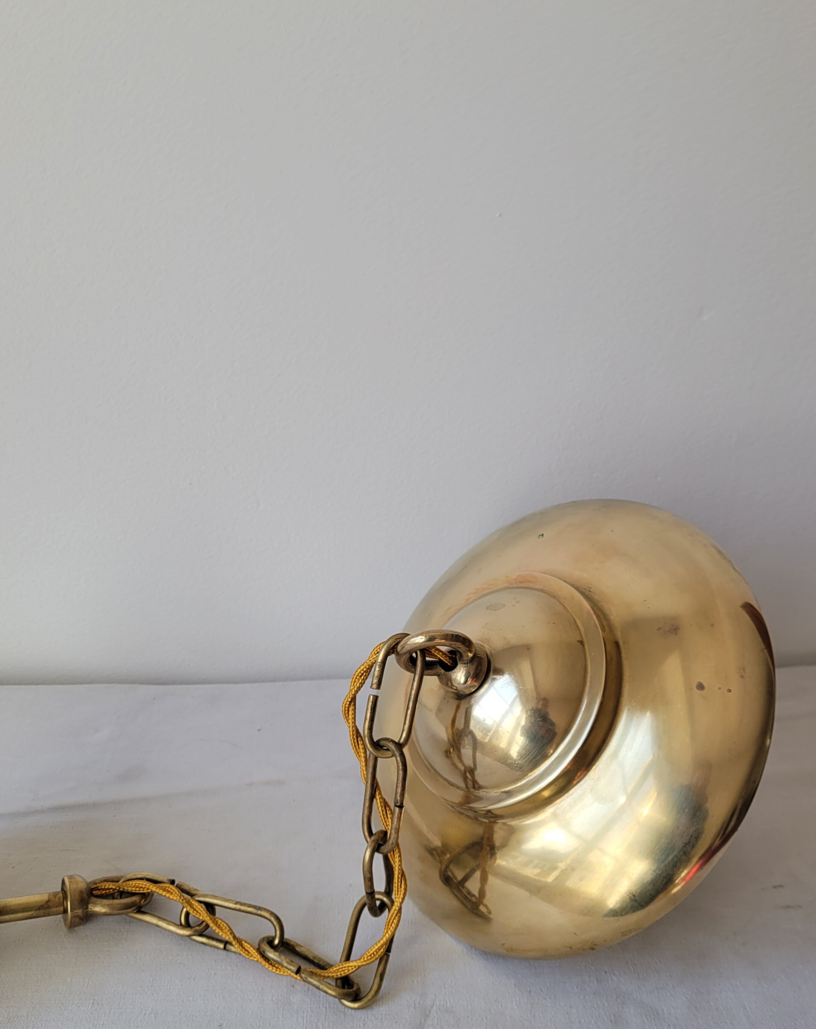 Marine suspension in brass and glass