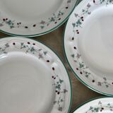 Set of 4 porcelain plates