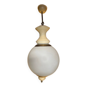 Suspension boule en opaline