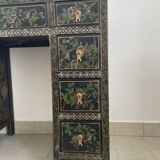 Asian style console desktop