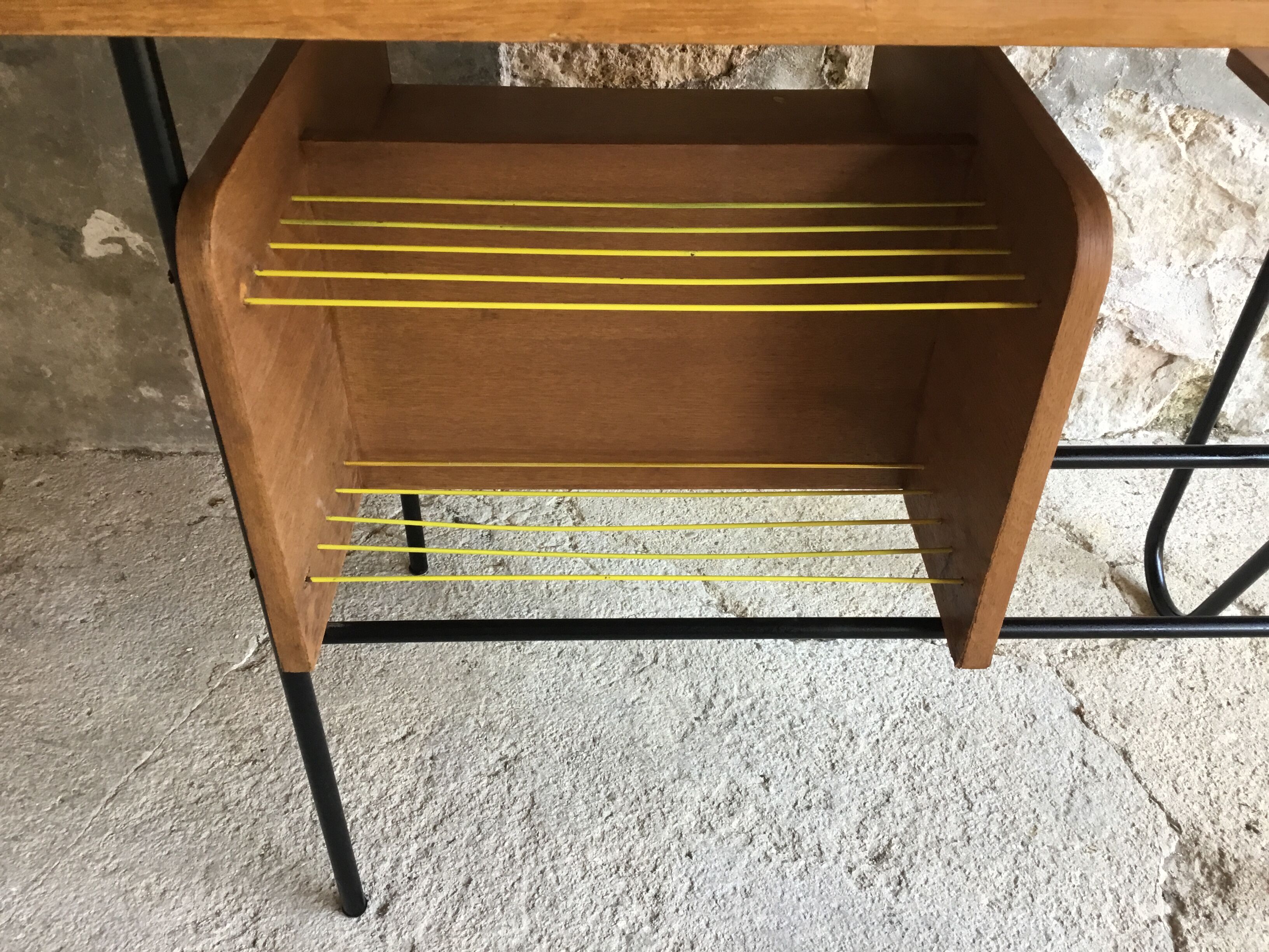 Modernist office with caisson, metal tubular structure, 1950