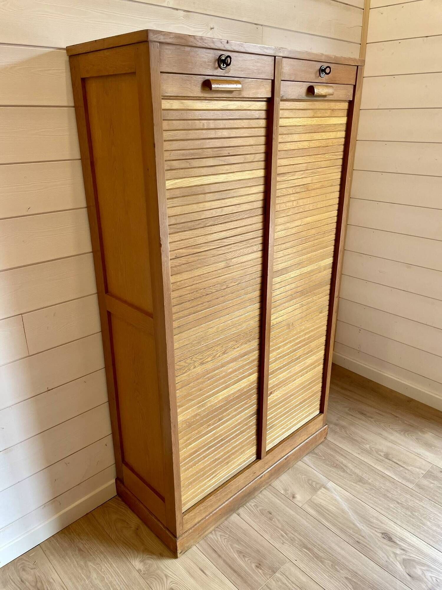 Vintage filing cabinet with double curtains, oak, Charles Schneider, Betschdorf.