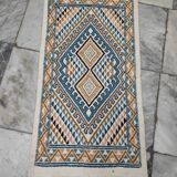 Handmade margoum rug in natural wool