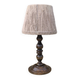 Table lamp in turned wood
