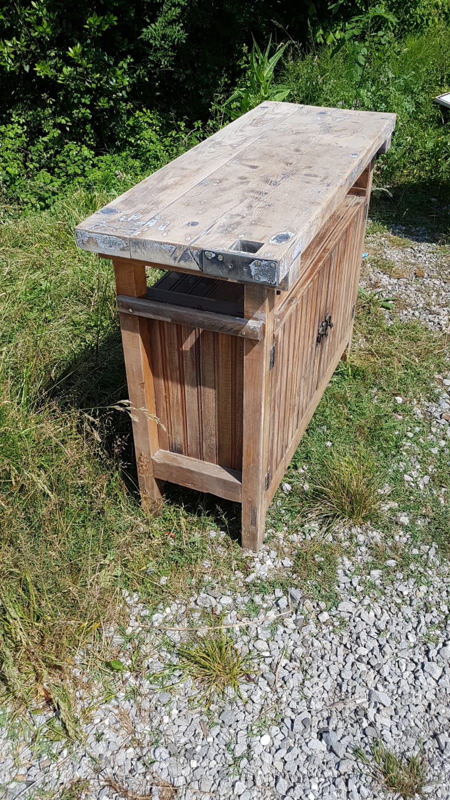 Industrial workbench