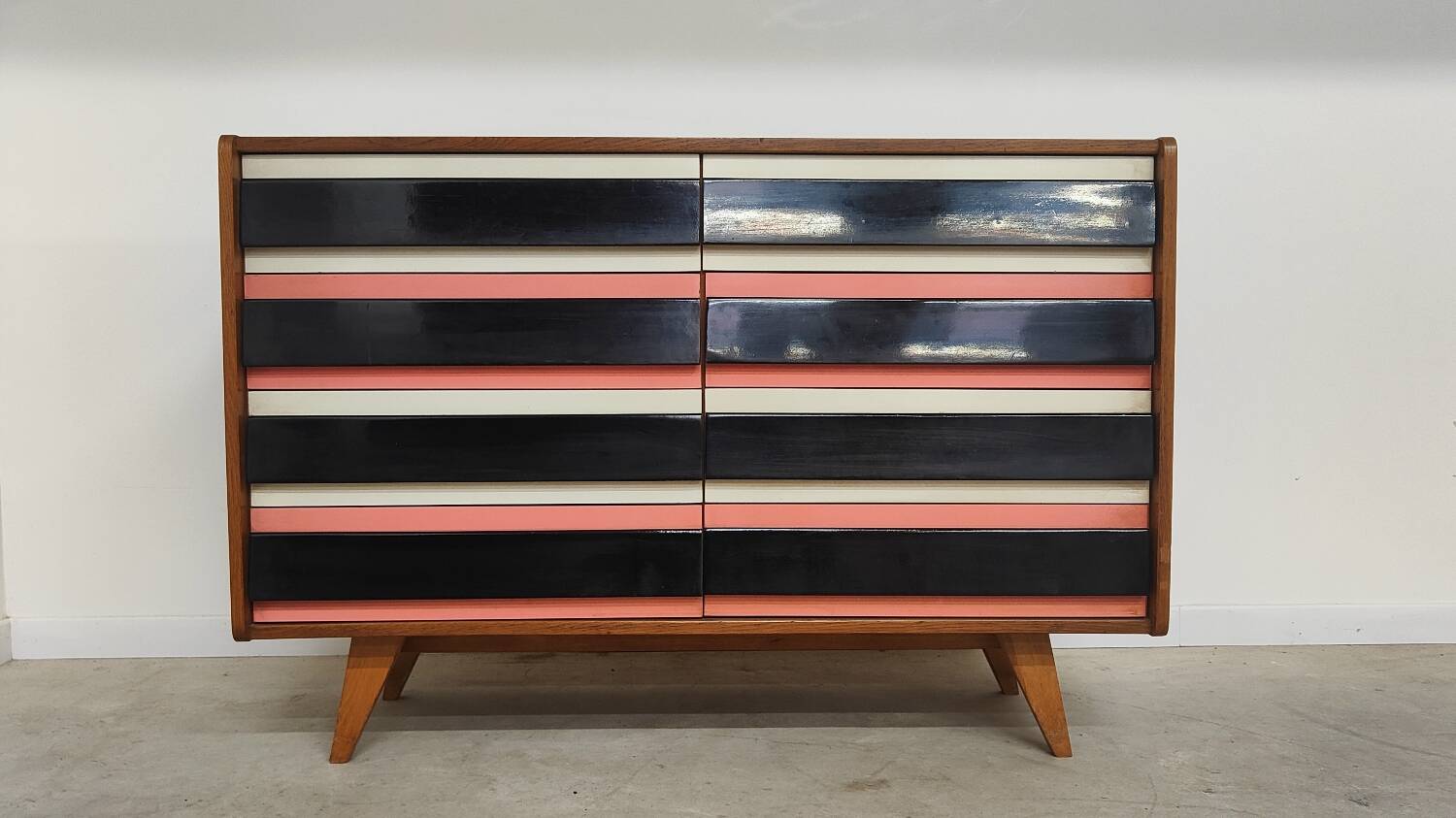 Commode U 453 pink by Jiri Jiroutek for Interier Praha 1961