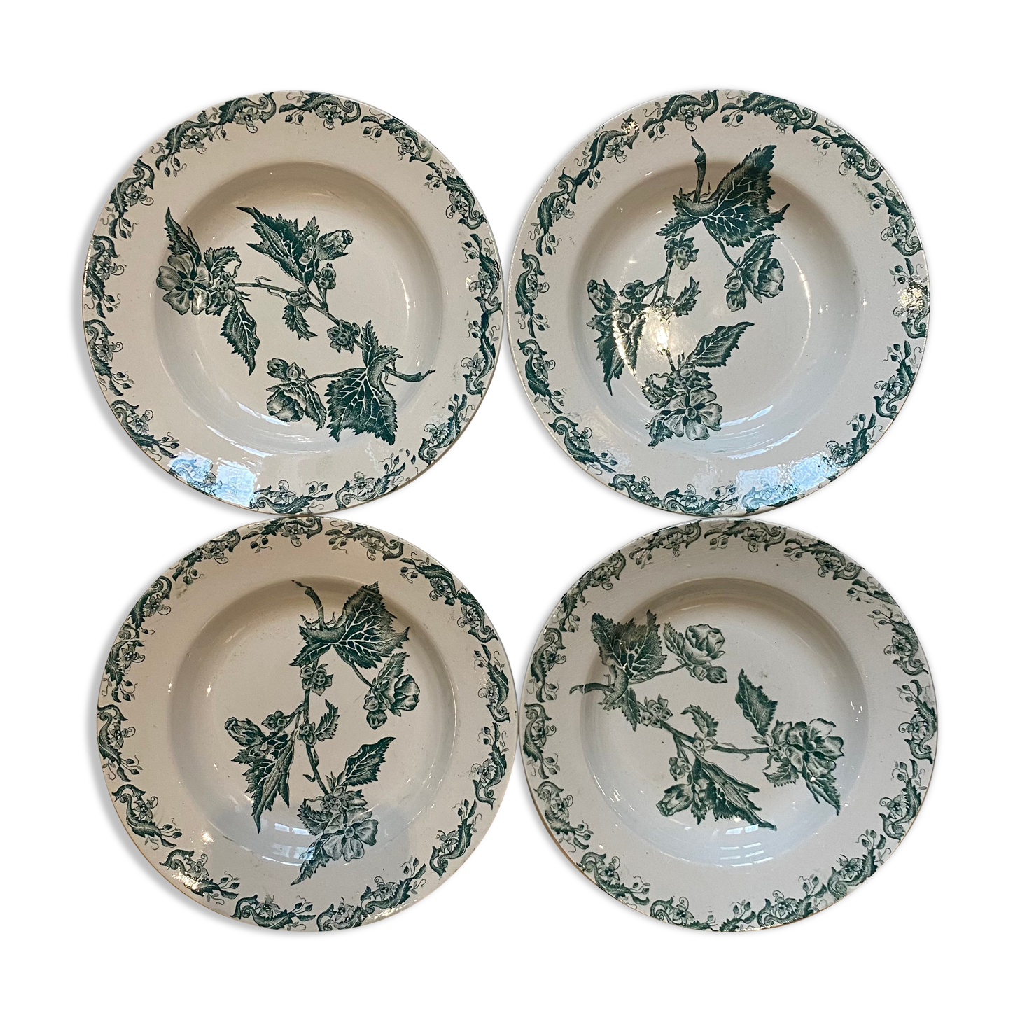 Set of 4 hollow plates, foliage decorations, Manufacture de St-Amand-les-Eaux