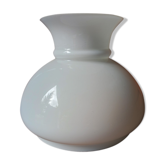 Opaline lampshade for chandelier and lamp